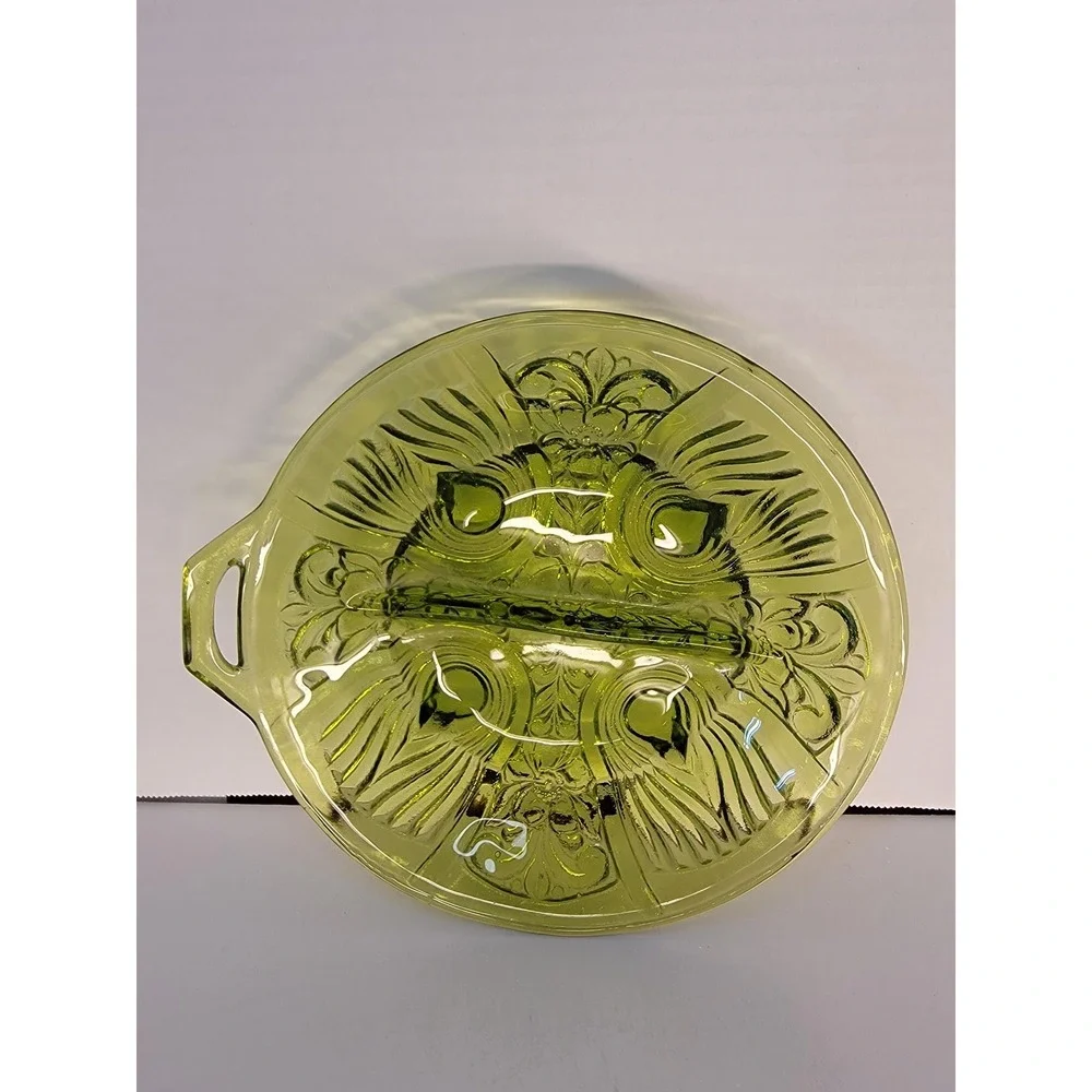 Vintage Indiana Glass Killarney Avocado Green Divided Relish Dish